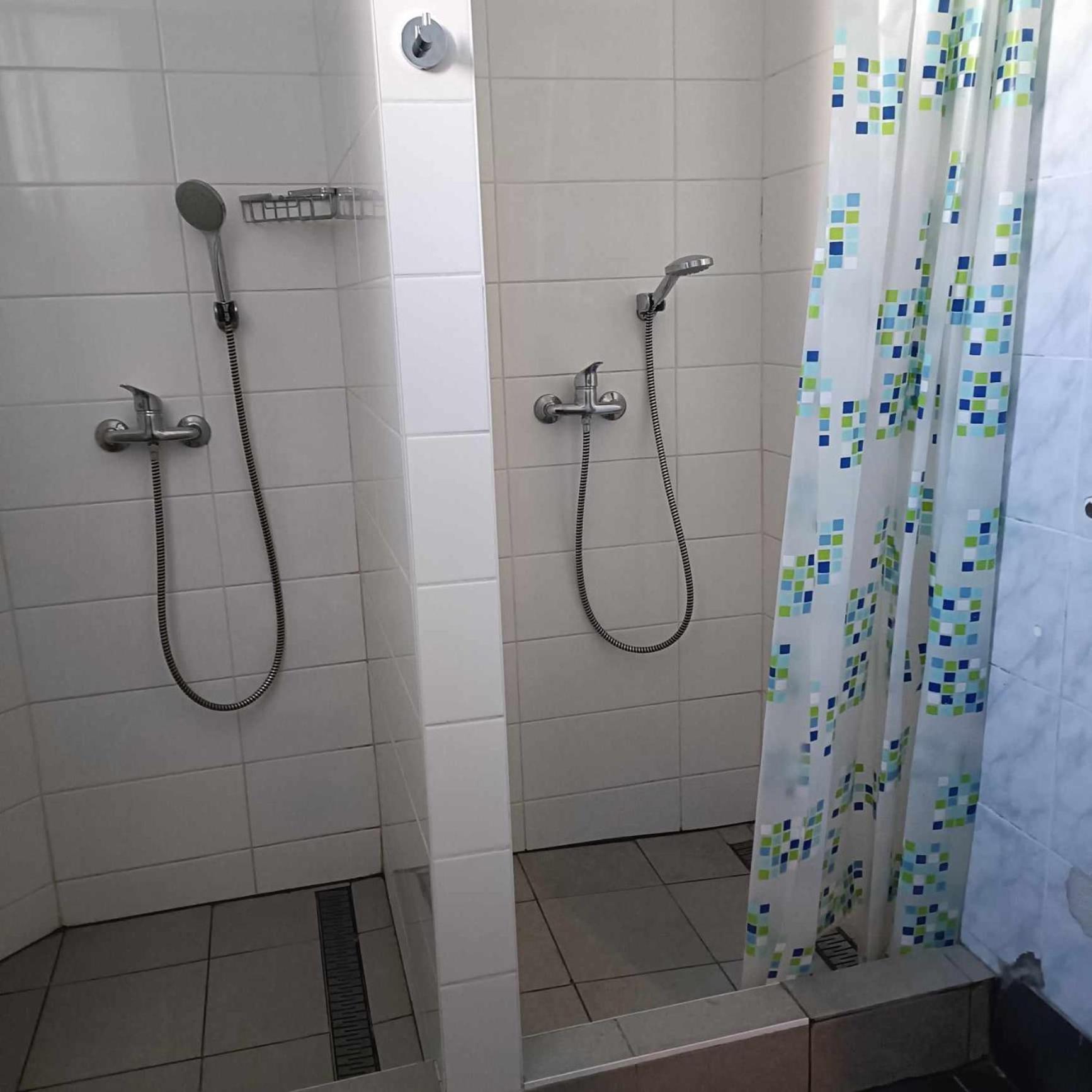 Ubytovna Nobelova Bratislava Luaran gambar